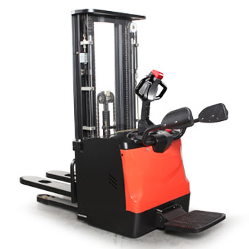 電動堆高車 電動堆高車